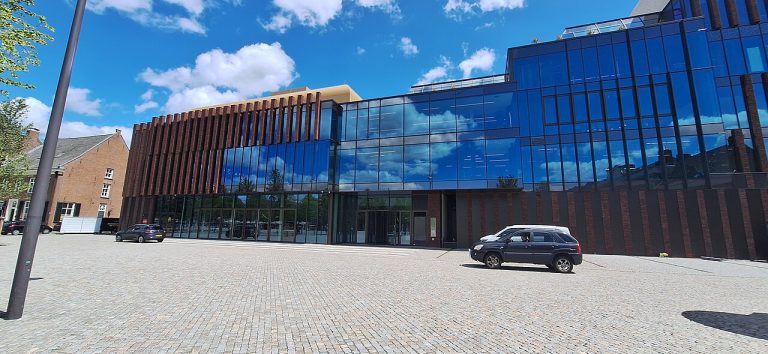 Theatervoorstelling in Theater aan de Parade — Voorstellingen in Den Bosch