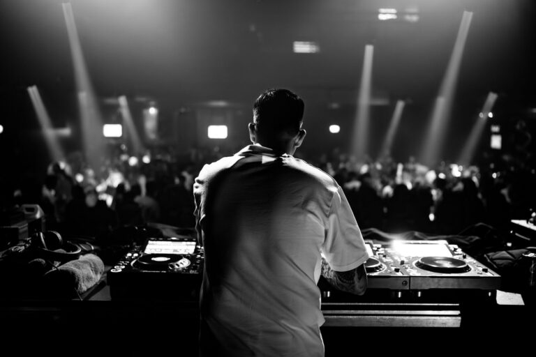 The New Wave Era XL — Muziek in Den Bosch